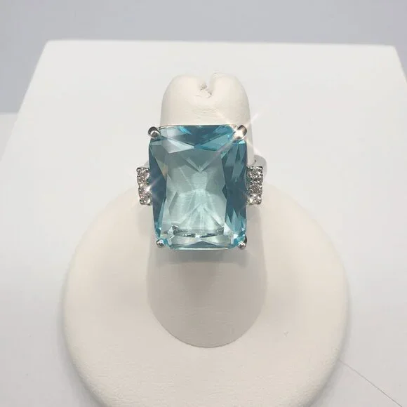 Aquamarine CZ Silver Tone Cocktail Ring Size 6-10 - Picture 7 of 11